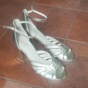 Seychelles Gold Ankle Strap Sandals